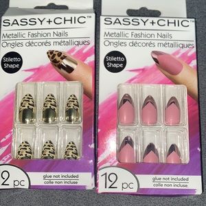 💜Bundle of 2 pack Sassy + Chic Fashion Nail Kits
